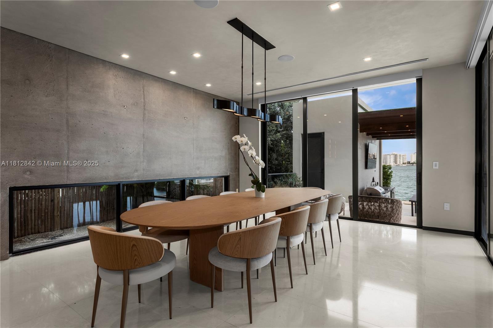 RIVO ALTO AMD - Residential Lease