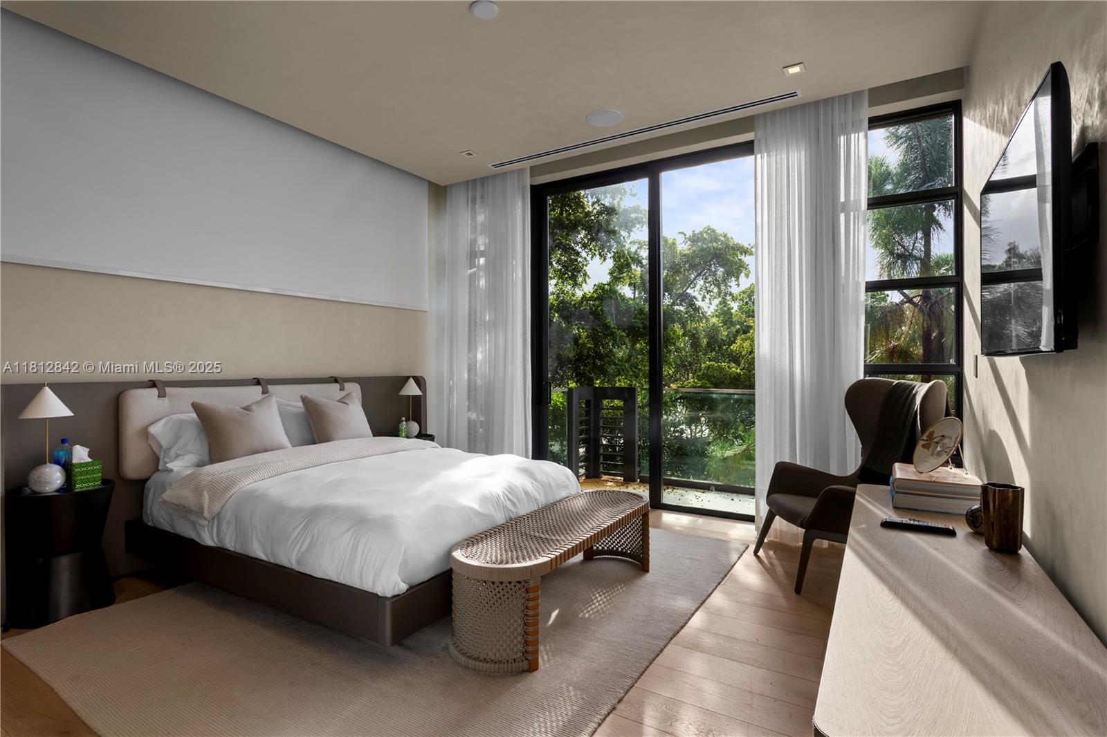 RIVO ALTO AMD - Residential Lease