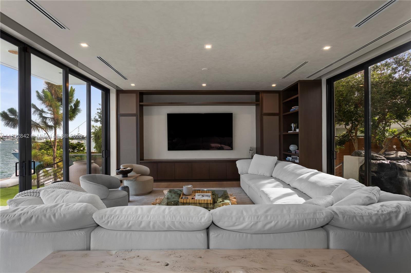 RIVO ALTO AMD - Residential Lease