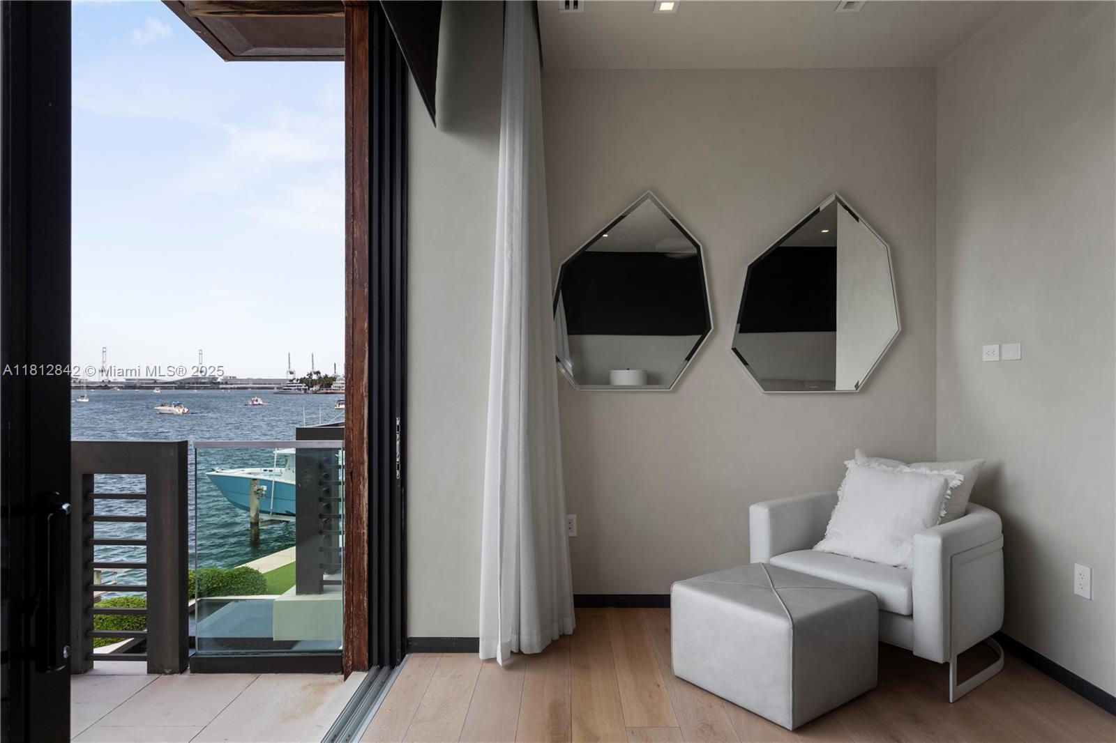 RIVO ALTO AMD - Residential Lease