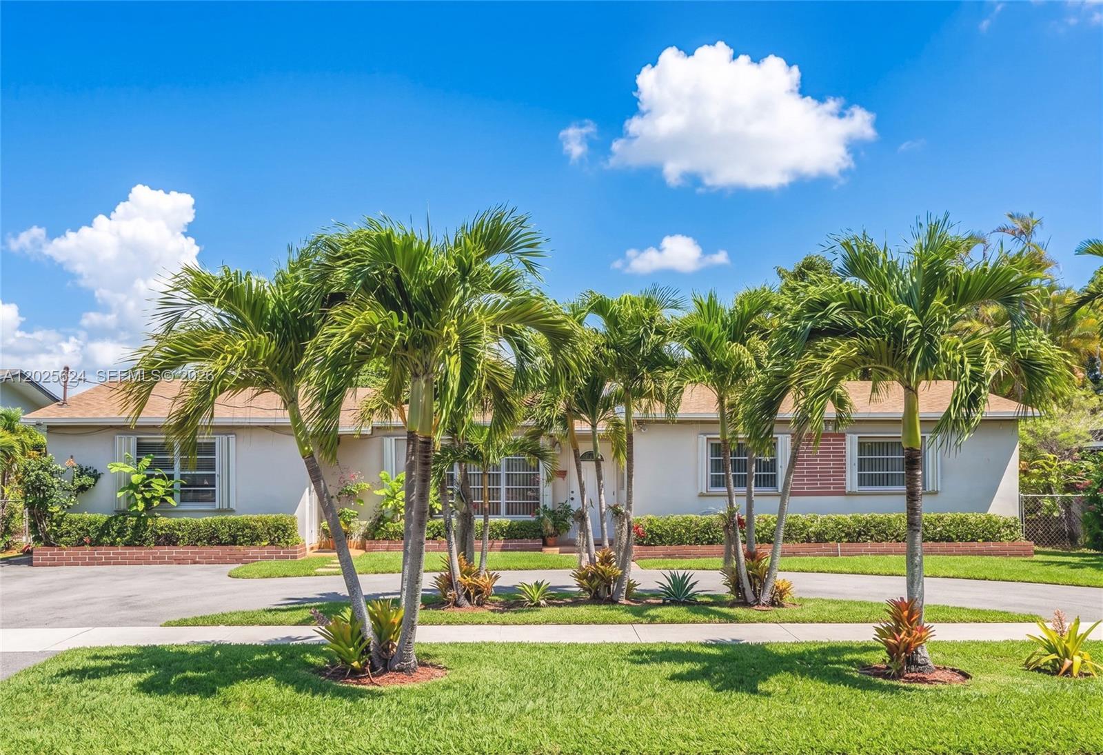 CORAL PARK ESTATES SEC 4 - Residential