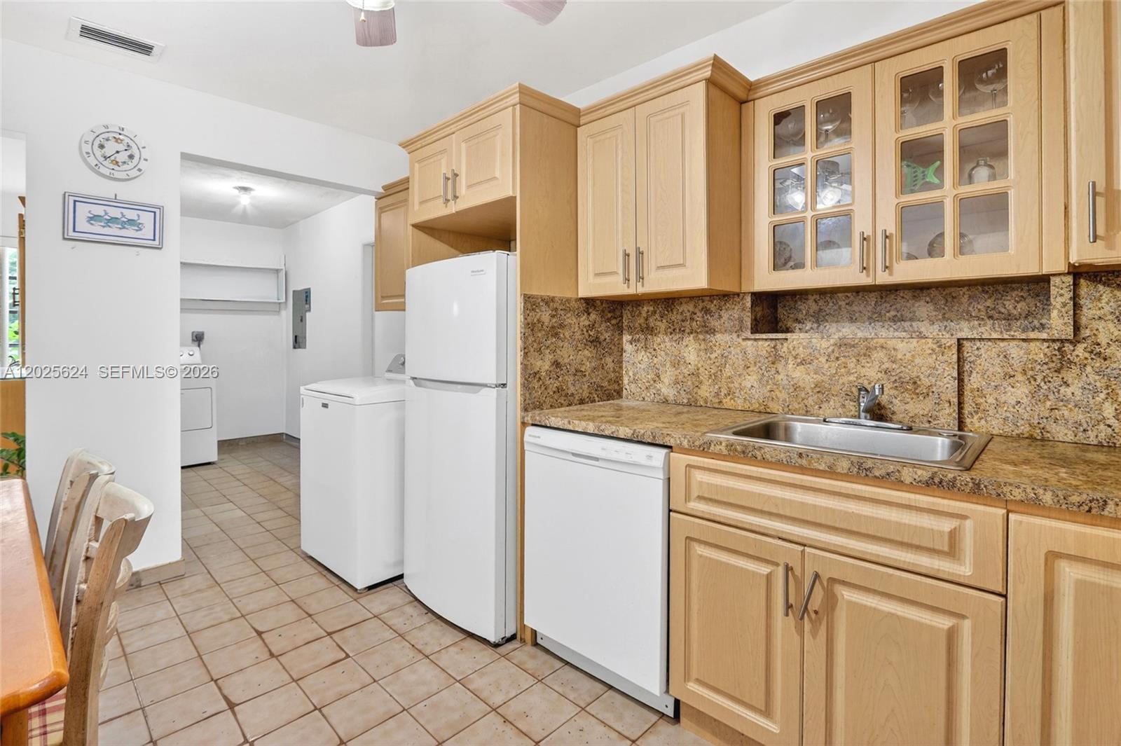 CORAL PARK ESTATES SEC 4 - Residential