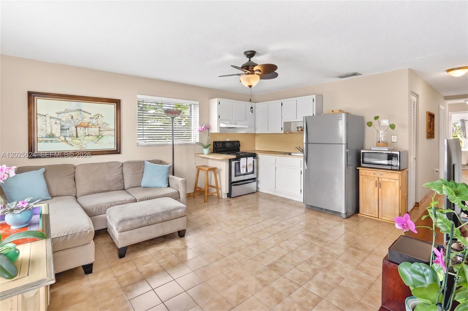 CORAL PARK ESTATES SEC 4 - Residential