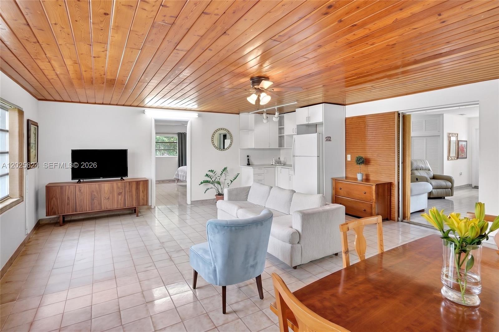 CORAL PARK ESTATES SEC 4 - Residential