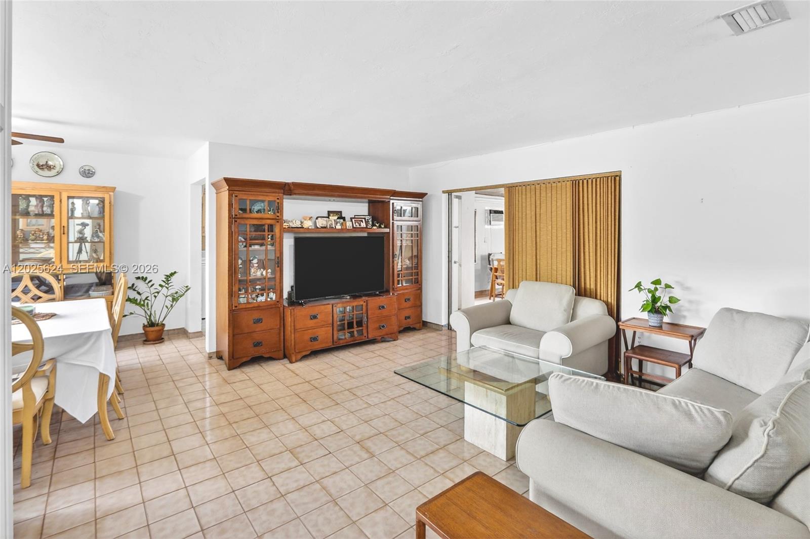 CORAL PARK ESTATES SEC 4 - Residential