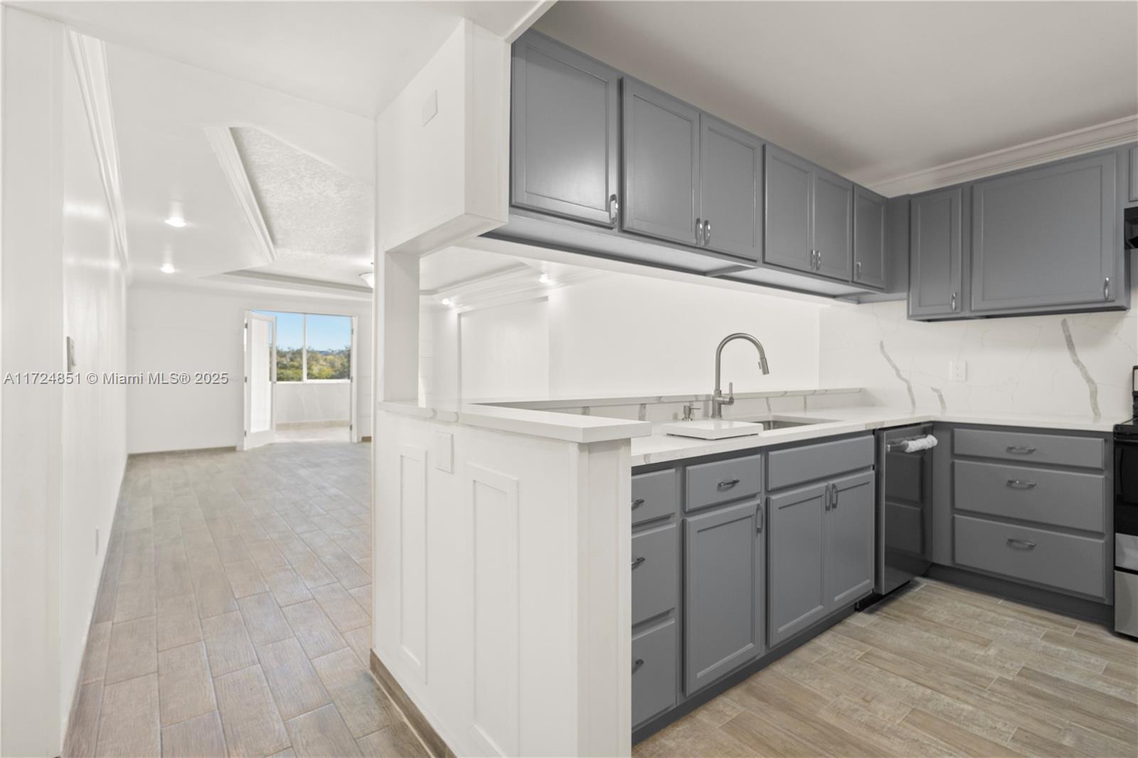CARLISLE AT HAMPTONS WEST - Residential