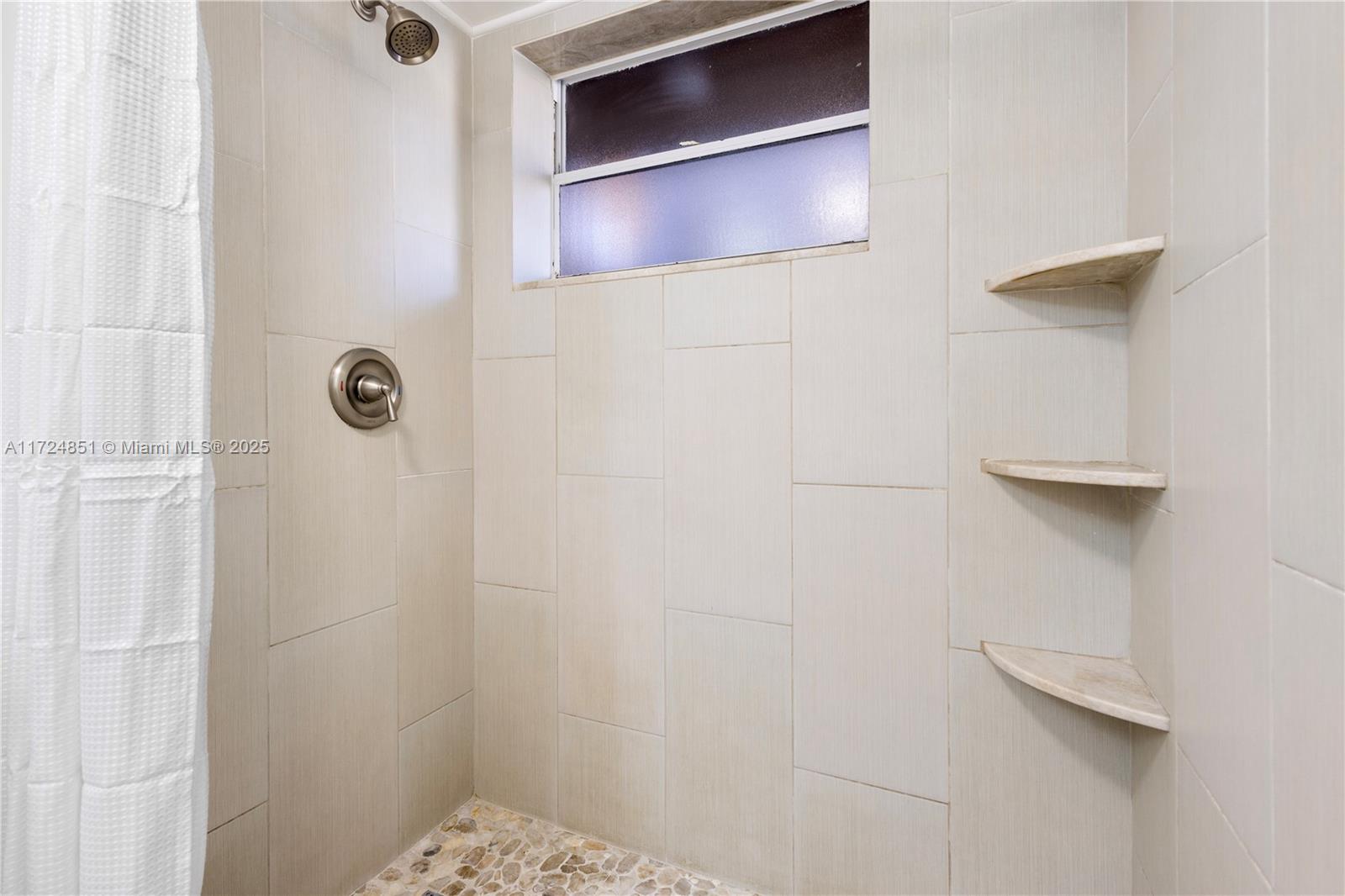 CARLISLE AT HAMPTONS WEST - Residential