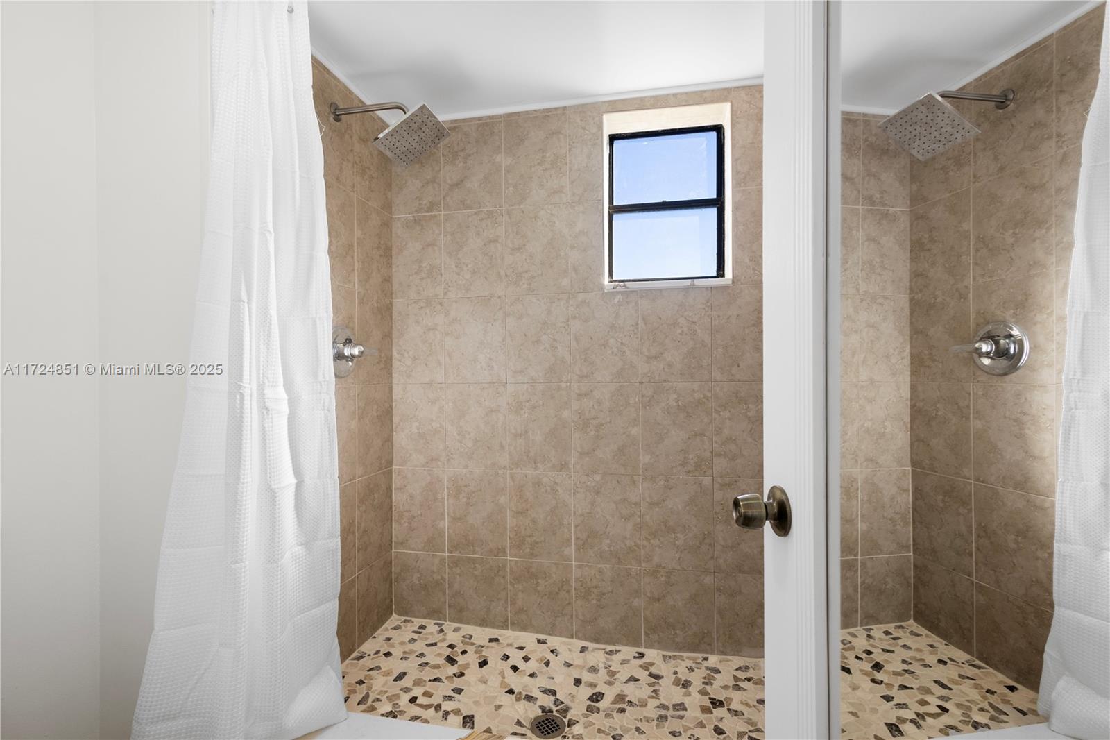CARLISLE AT HAMPTONS WEST - Residential