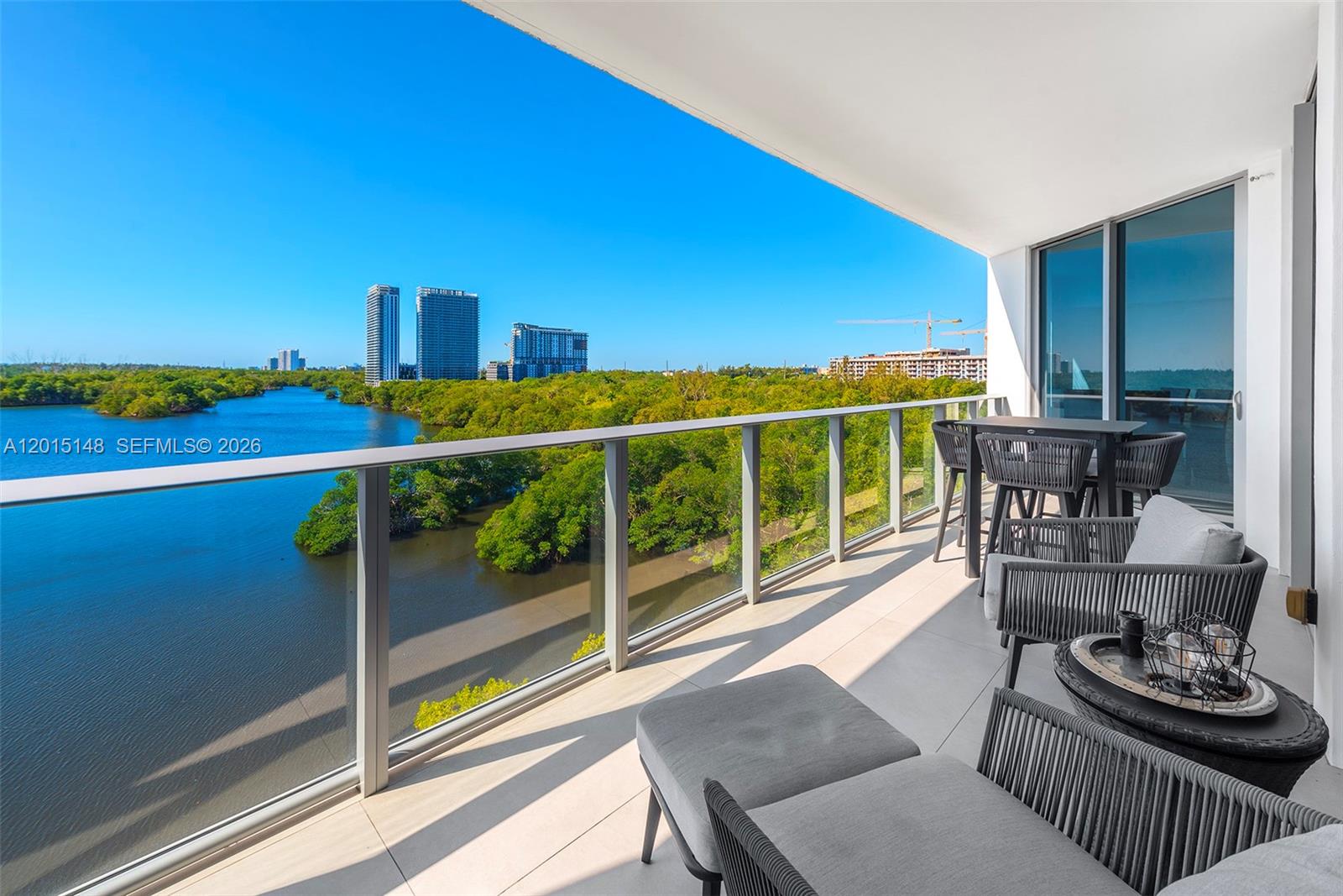 MARINA PALMS RESIDENCES S - Residential