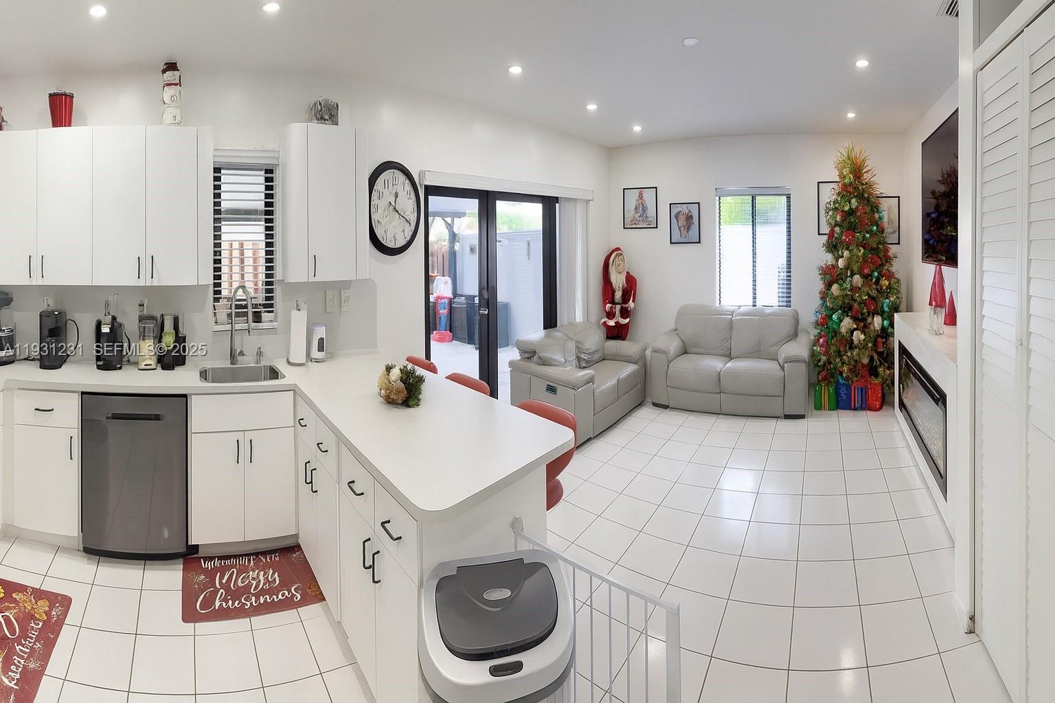 SOUTHWIND POINT - Residential