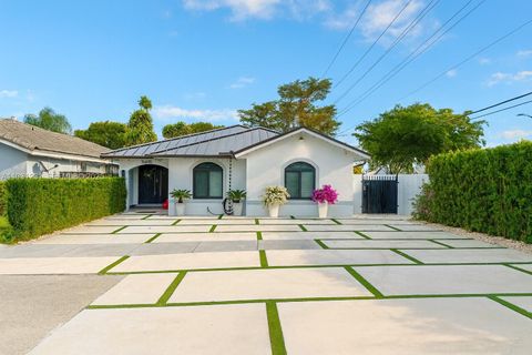 14690 SW 171st Ter Miami FL 33177