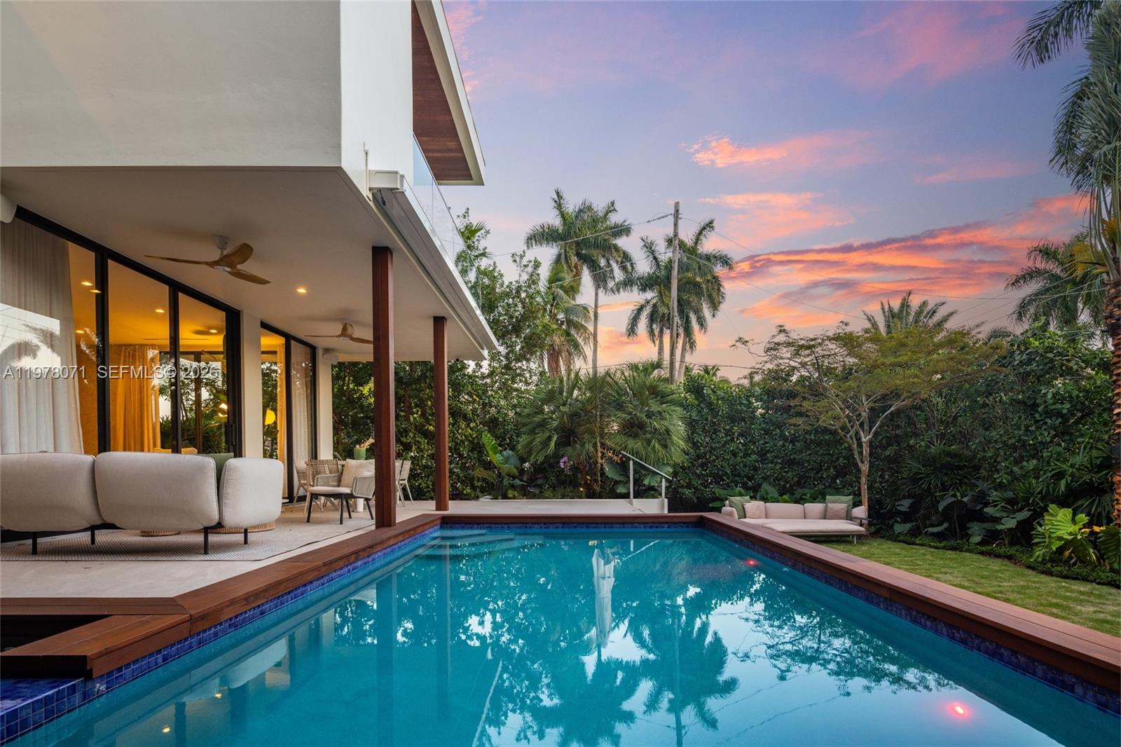 LA GORCE GOLF SUB - Residential