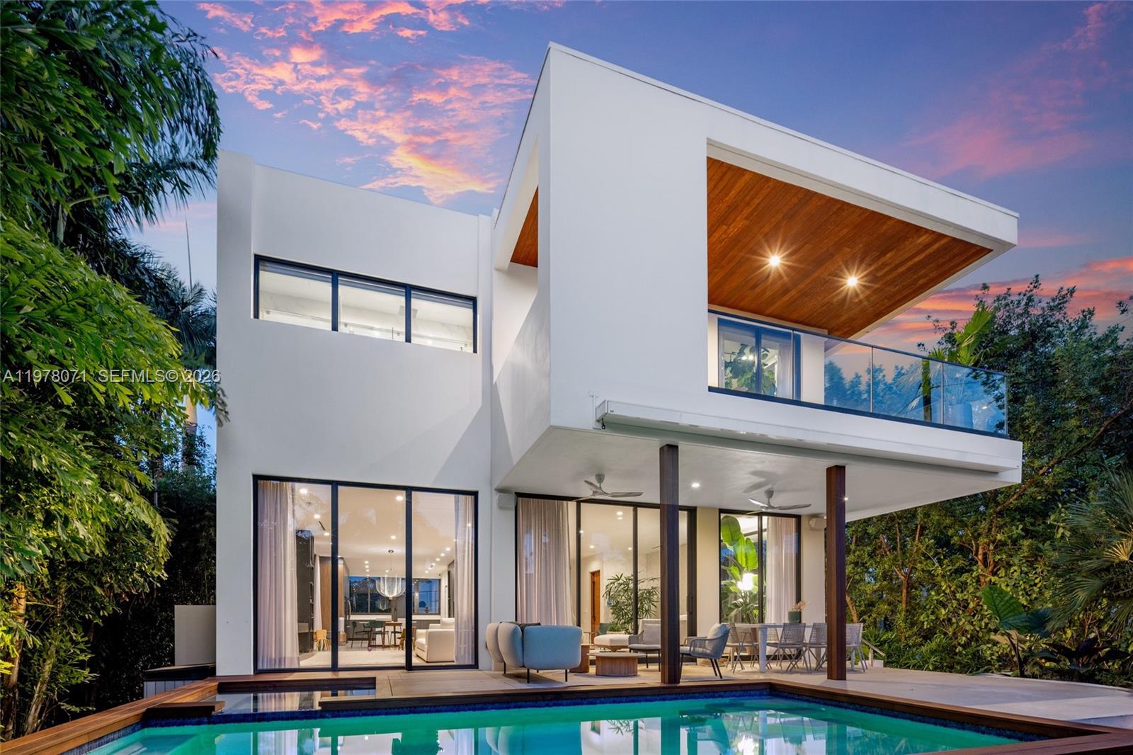 LA GORCE GOLF SUB - Residential