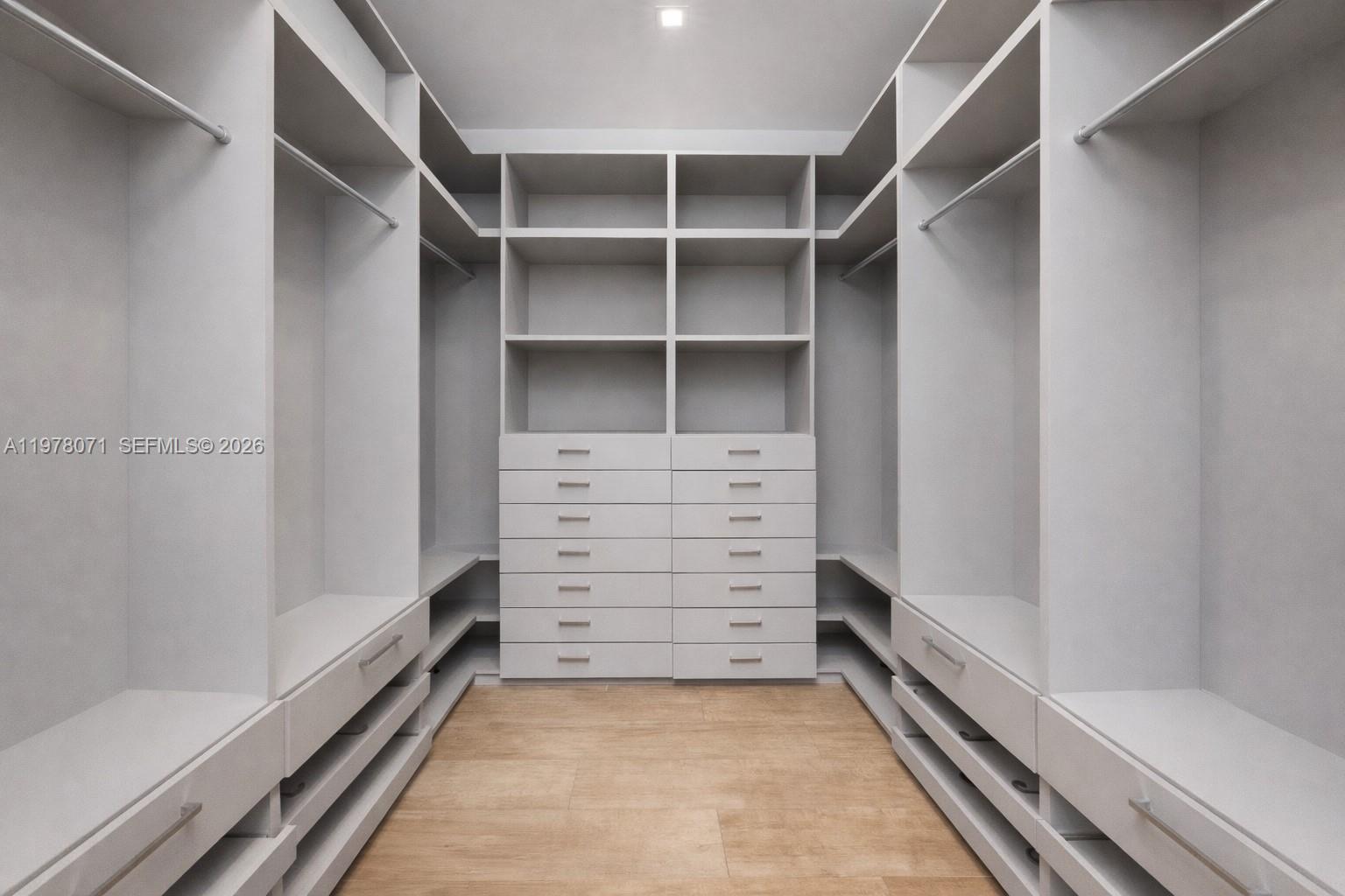 LA GORCE GOLF SUB - Residential