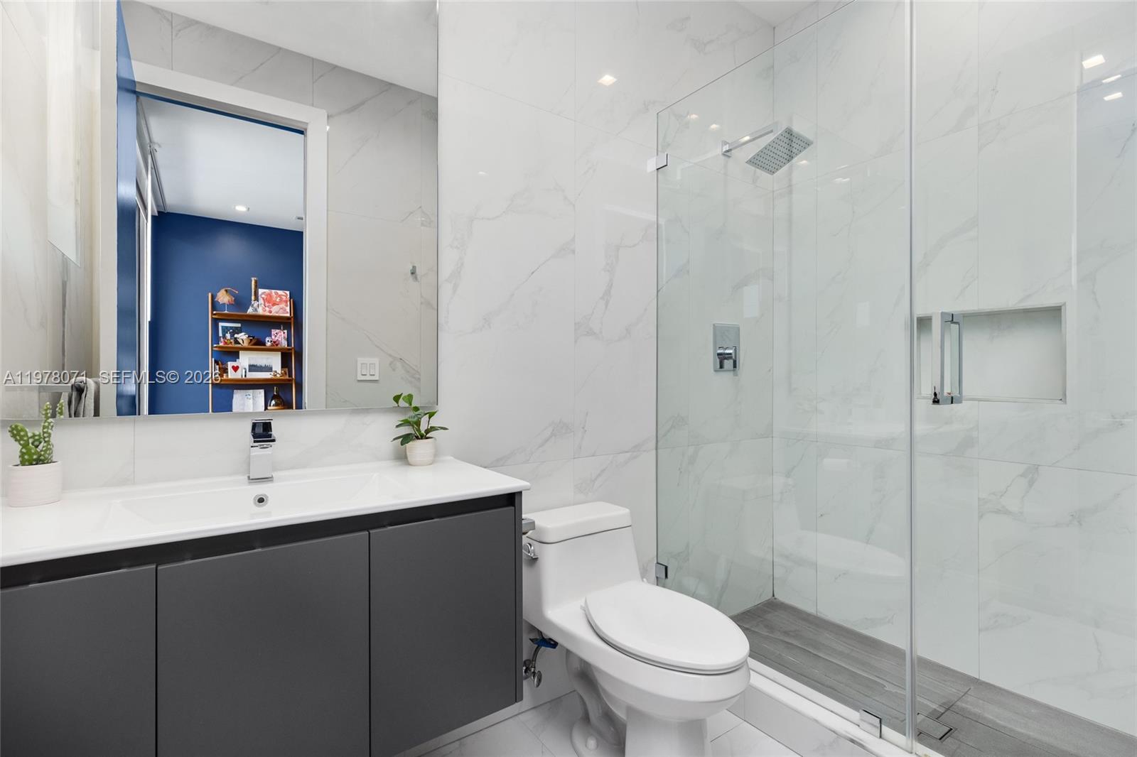 LA GORCE GOLF SUB - Residential