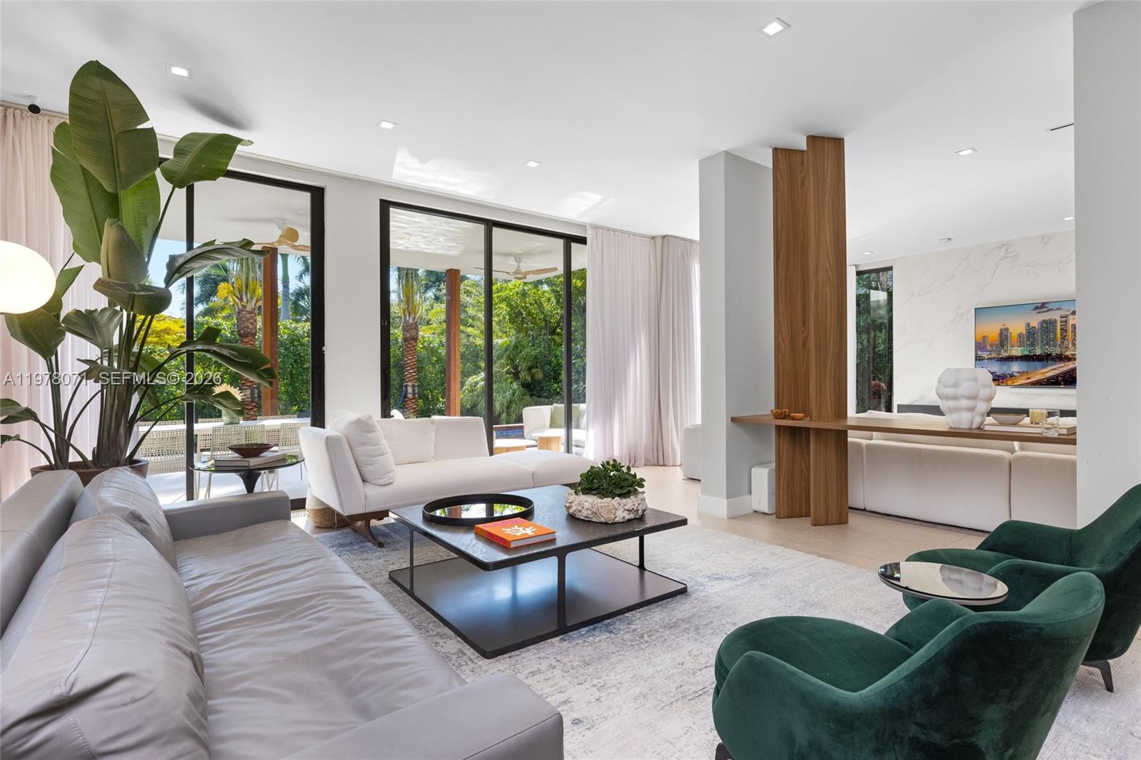 LA GORCE GOLF SUB - Residential