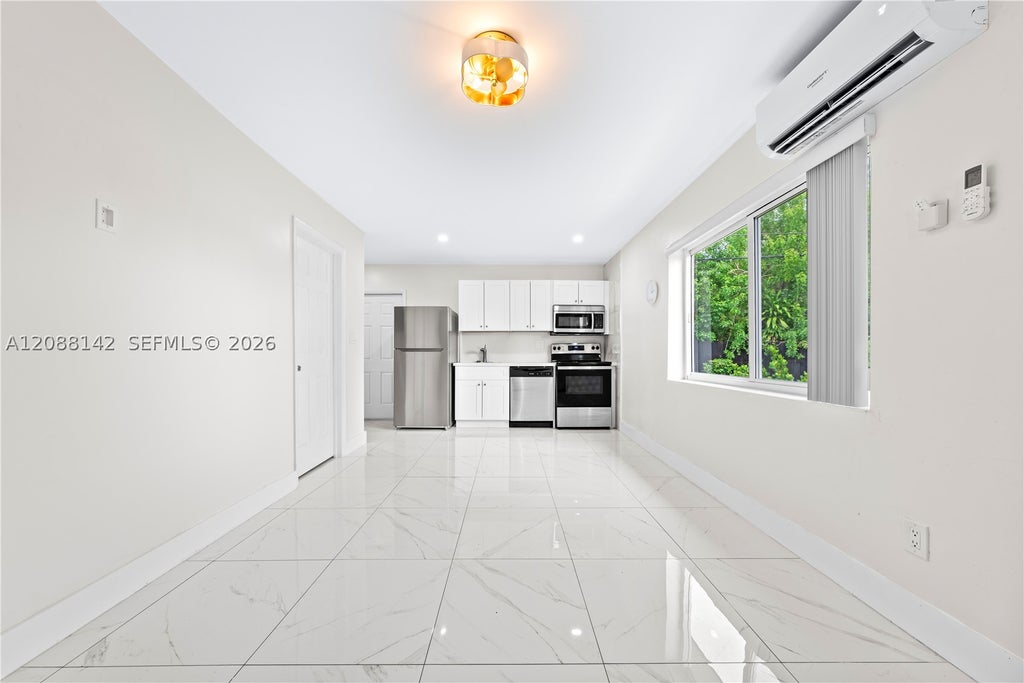 Photo of 612 NW 10th Ter #C, Fort Lauderdale, FL 33311 (MLS # A12088142)
