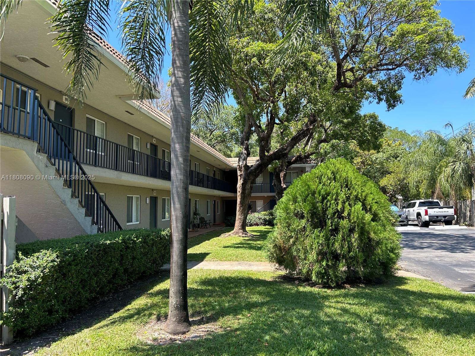 1111 Sw 4th Street 6, Fort Lauderdale, Broward County, Florida - 1 Bedrooms  
1 Bathrooms - 