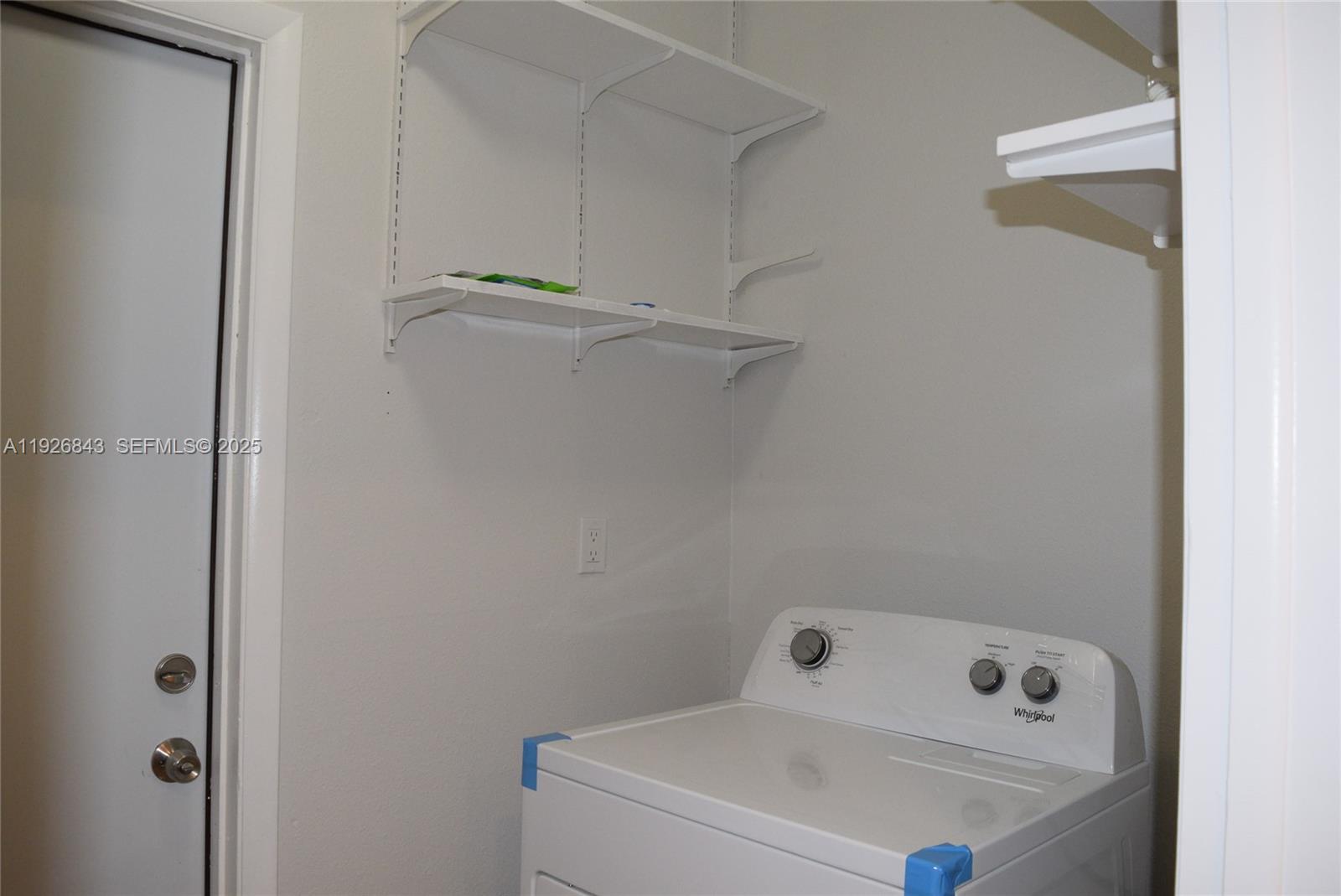 POINT ROYALE SEC 4 - Residential Lease