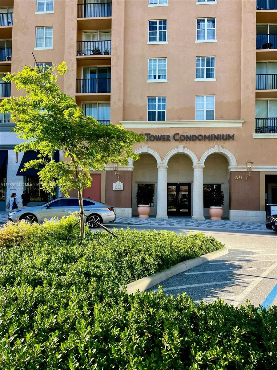 West Palm Beach, Florida 33401, United States, 2 Bedrooms Bedrooms, ,2 BathroomsBathrooms,Residential,Active,217592