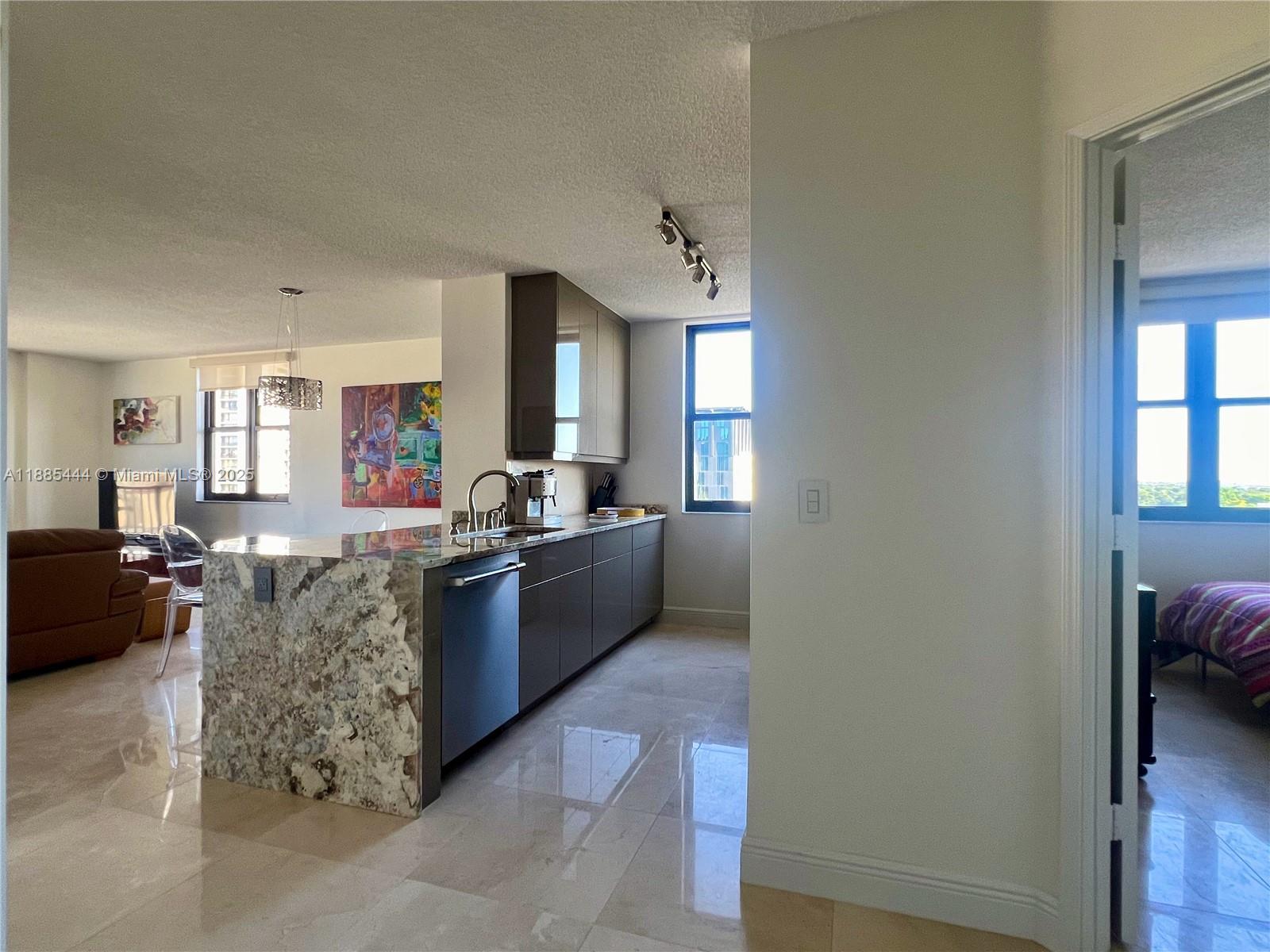 TOWER CONDO AT CITYPLACE - Residential Lease
