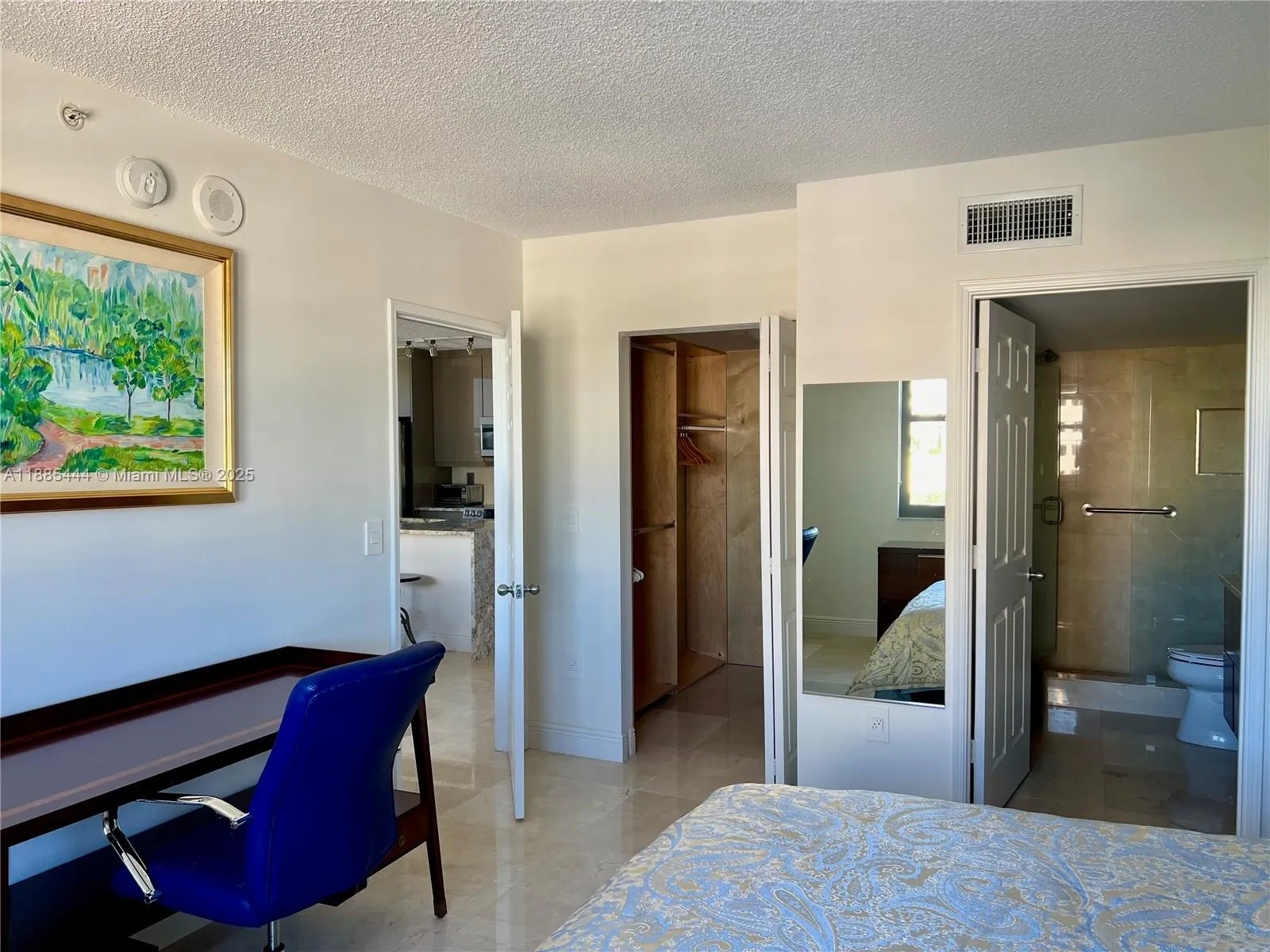 West Palm Beach, Florida 33401, United States, 2 Bedrooms Bedrooms, ,2 BathroomsBathrooms,Residential,Active,217592