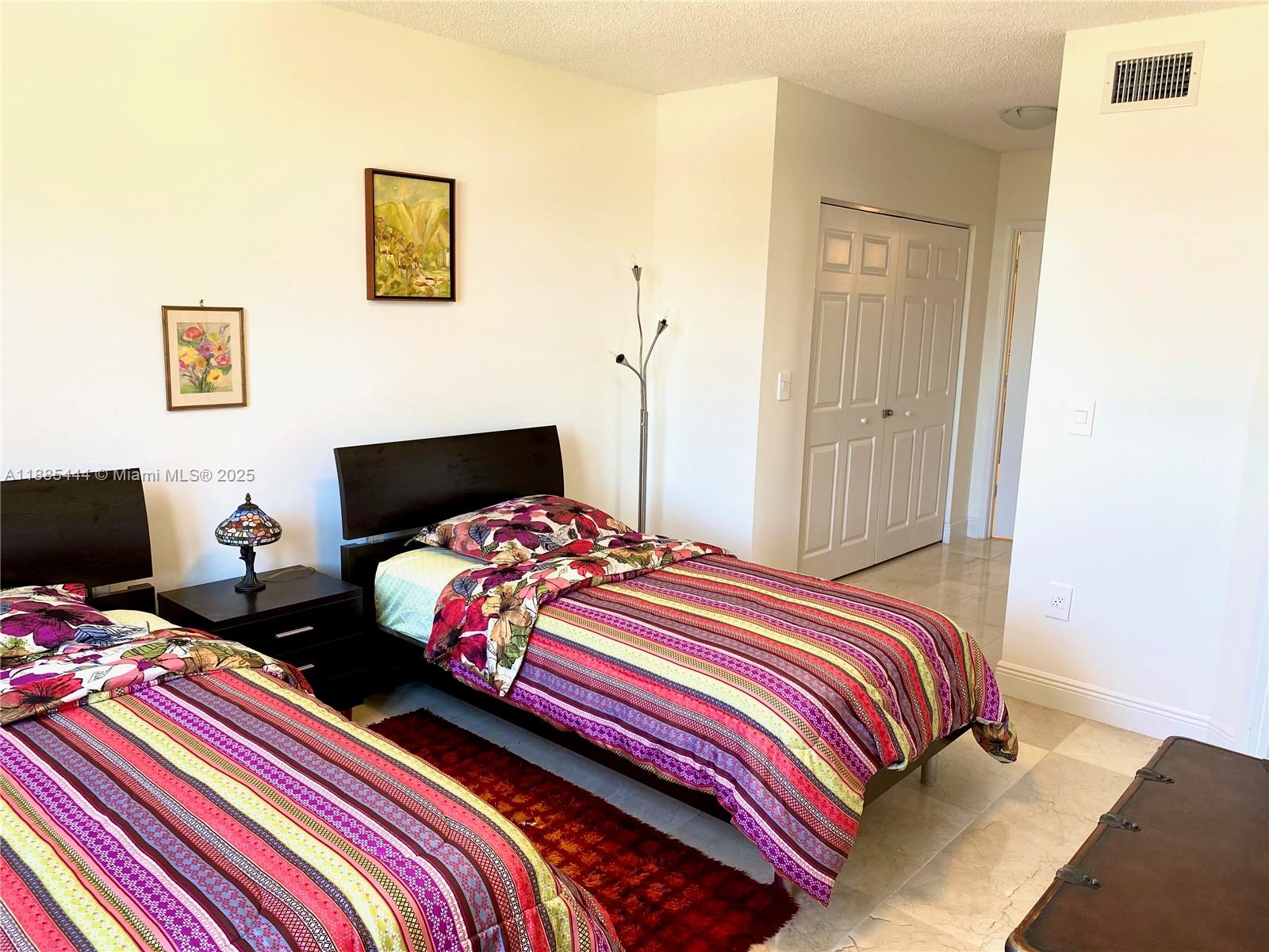 TOWER CONDO AT CITYPLACE - Residential Lease
