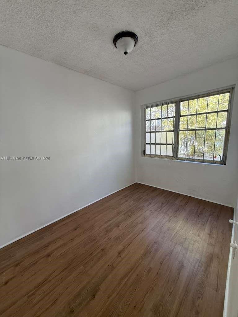 LAWRENCE ESTATE LAND CO - Residential Income