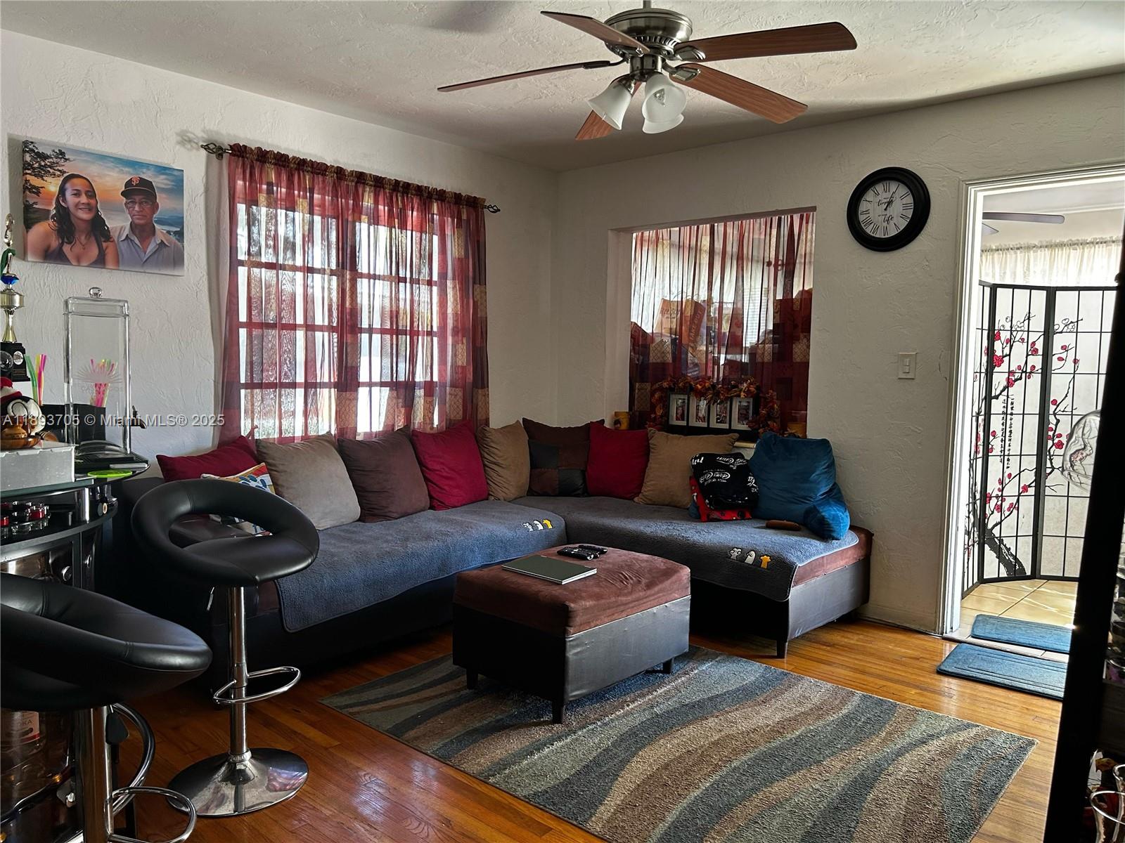 LAWRENCE ESTATE LAND CO - Residential Income