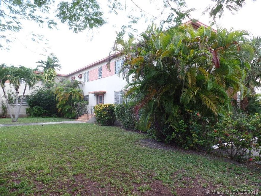 Beautiful condo in the heart of Little Havana.  Walking distance to Downtown Miami and public transportation.  Plumbing is brand new in the whole building/units. Please don’t disturb the tenants, call listing agent to schedule all showings.