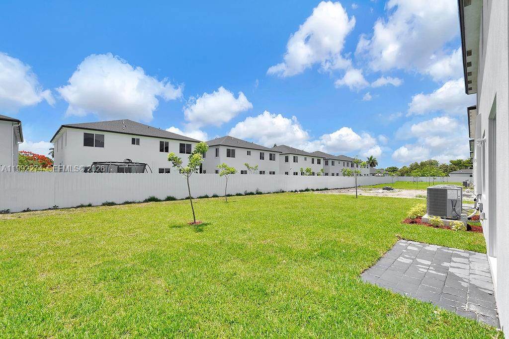 CHLOE ESTATES - Residential