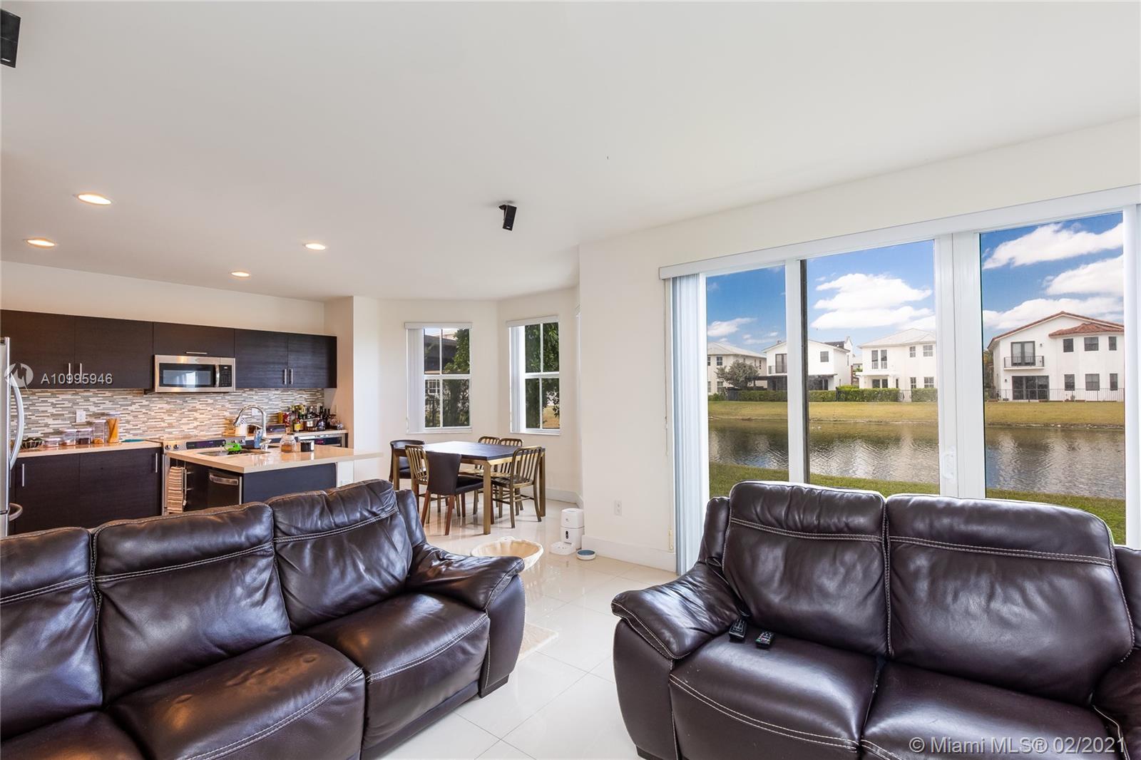 VINTAGE ESTATES - Residential