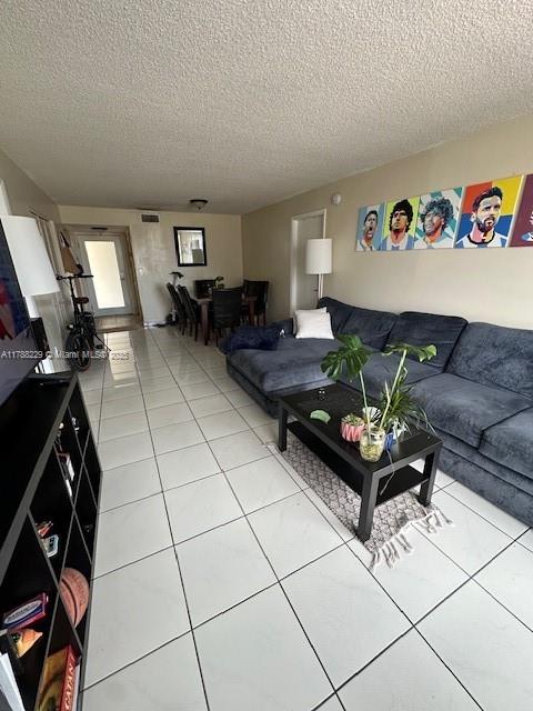1666 West Ave 303