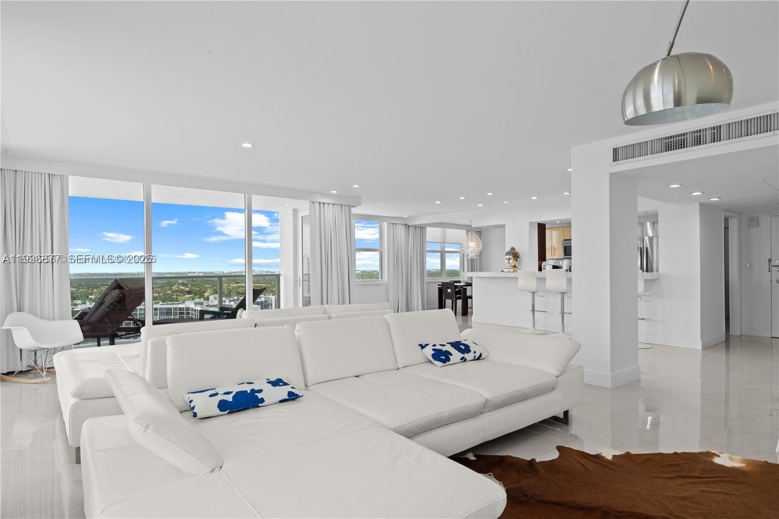 2751 S Ocean Dr PH08N