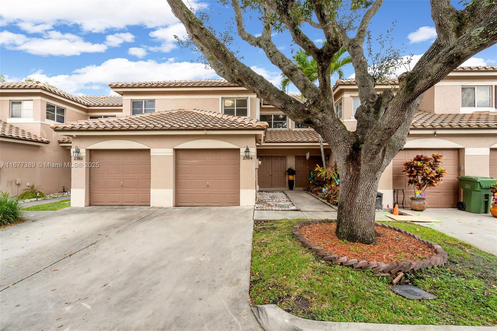 Lakefront Townhouse in Pembroke Pines
2 bed, 2 bath upstairs + guest half bath downstairs. Located in a quiet enclave of ~50 homes, this two-story townhouse has a 1-car garage that can easily convert into a 3rd bedroom with storage space. Enjoy peace and privacy with a community pool, accordion shutters, and in-unit washer/dryer.
Perfect starter home for a young couple, offering plenty of parking and low-maintenance living.
Don’t miss this opportunity—schedule a tour today!
