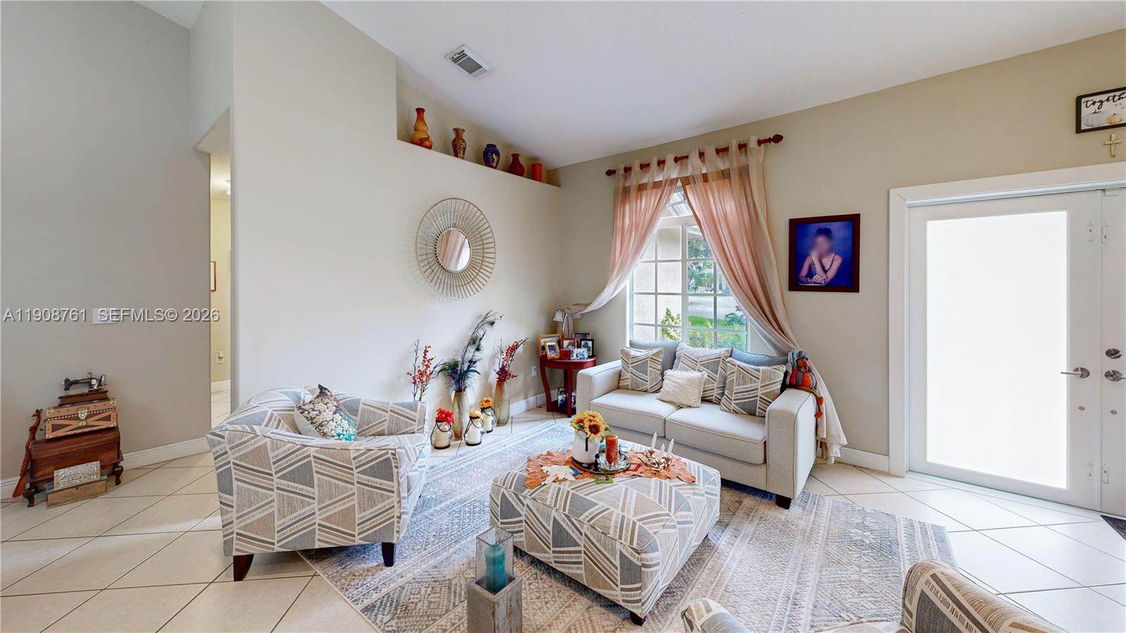 AVOCADO JUNCTION - Residential