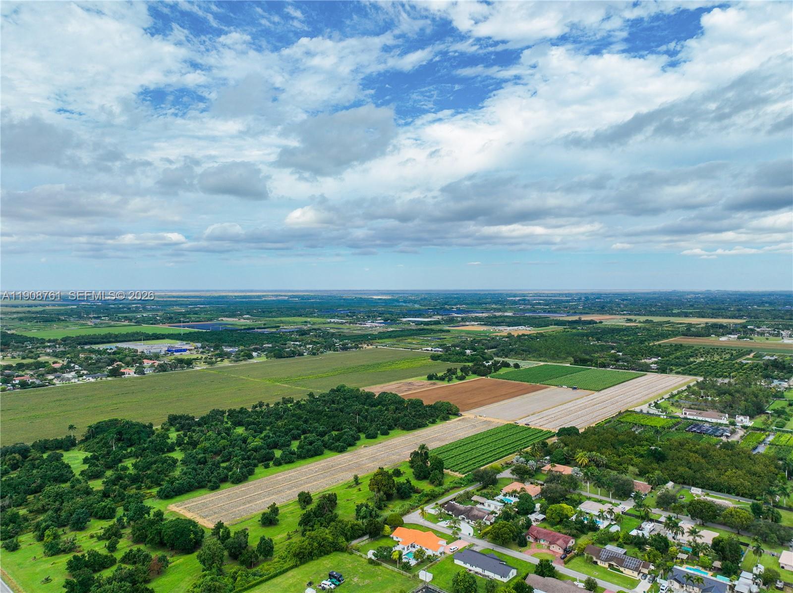 AVOCADO JUNCTION - Residential