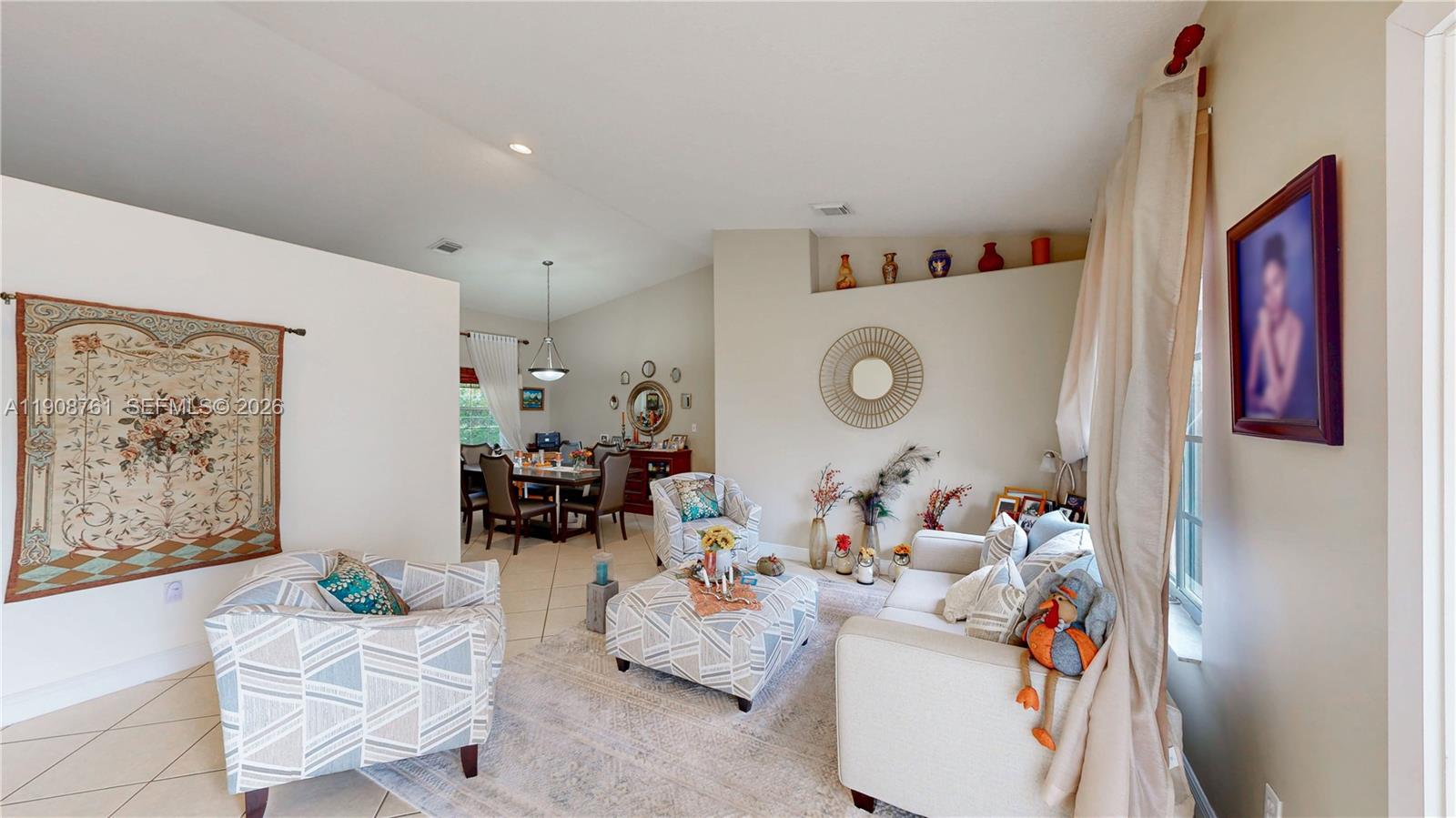 AVOCADO JUNCTION - Residential