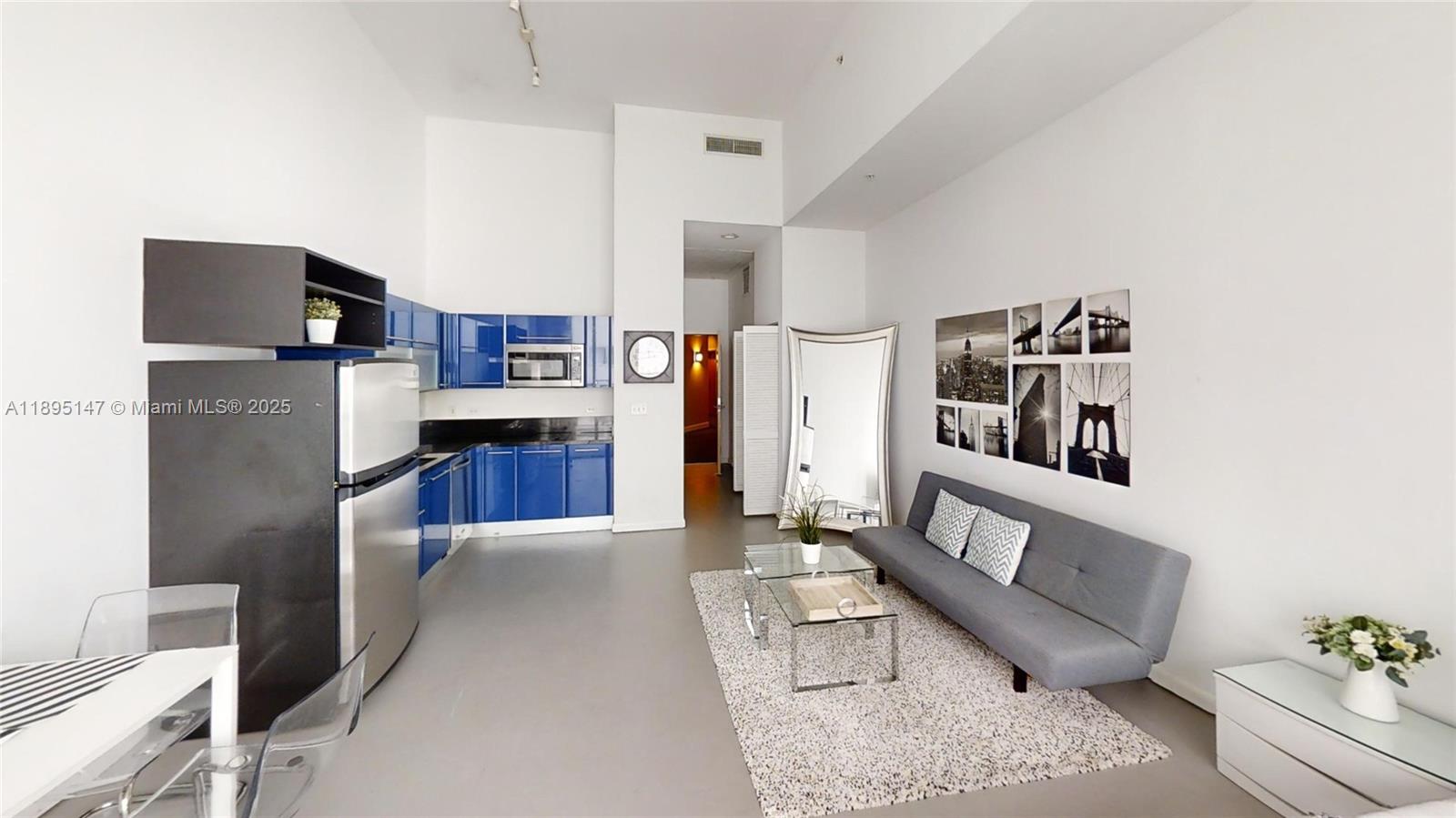 VIZCAYNE SOUTH CONDO - Residential Lease