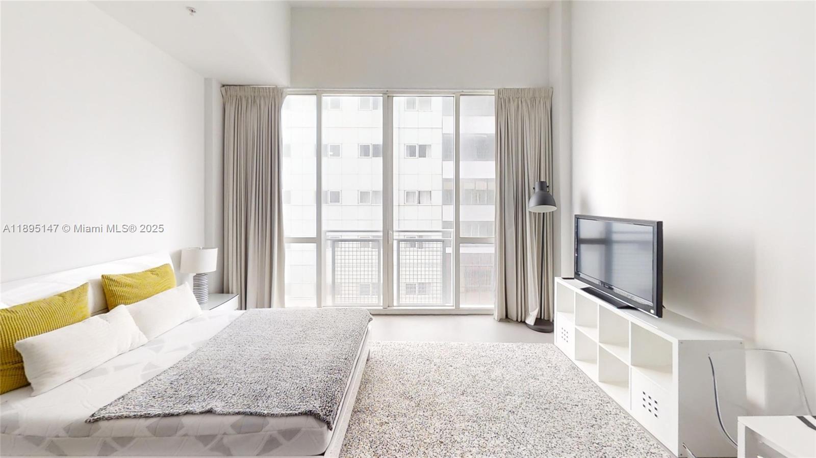 VIZCAYNE SOUTH CONDO - Residential Lease