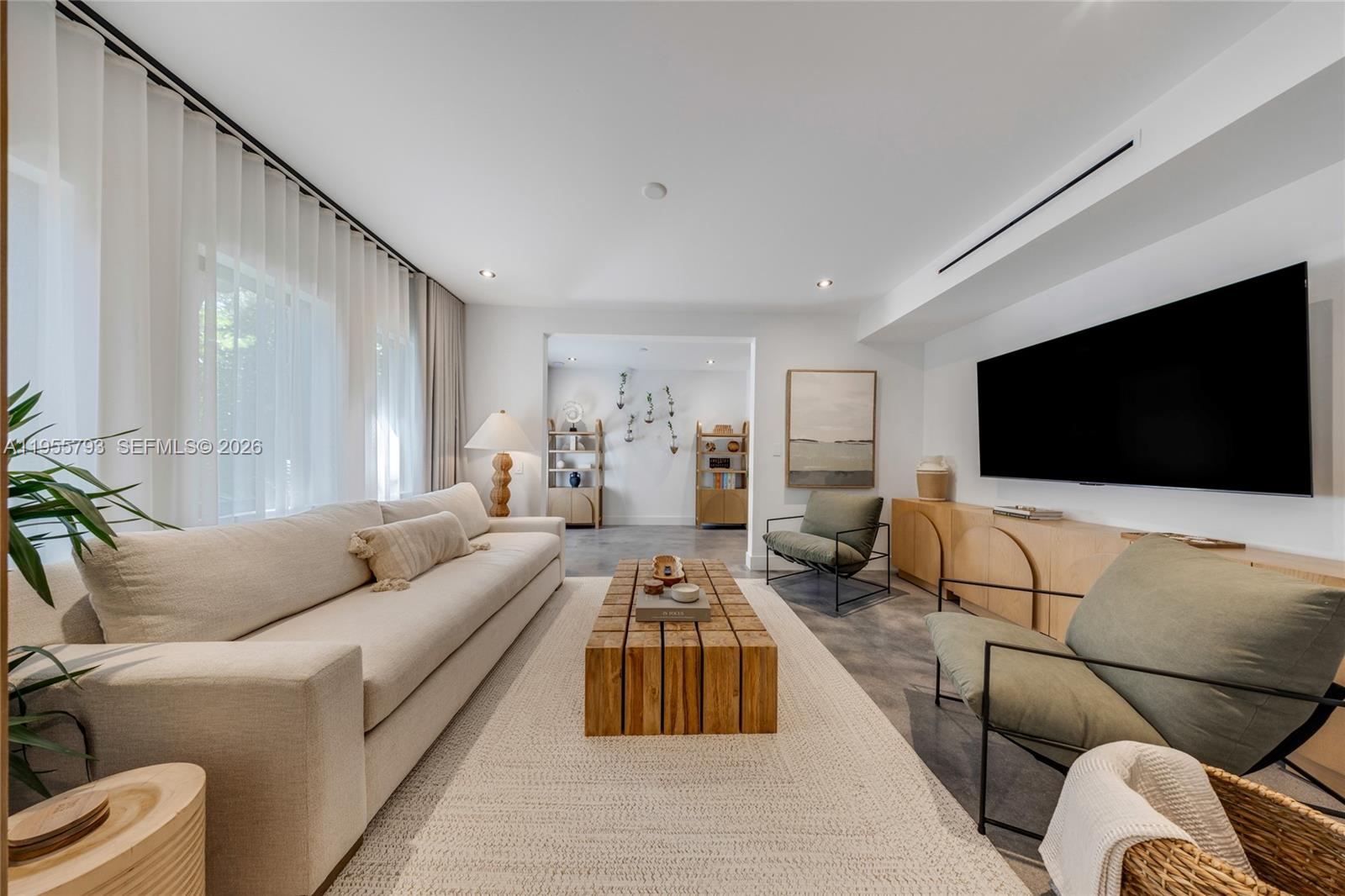 SPRING GARDEN - Residential