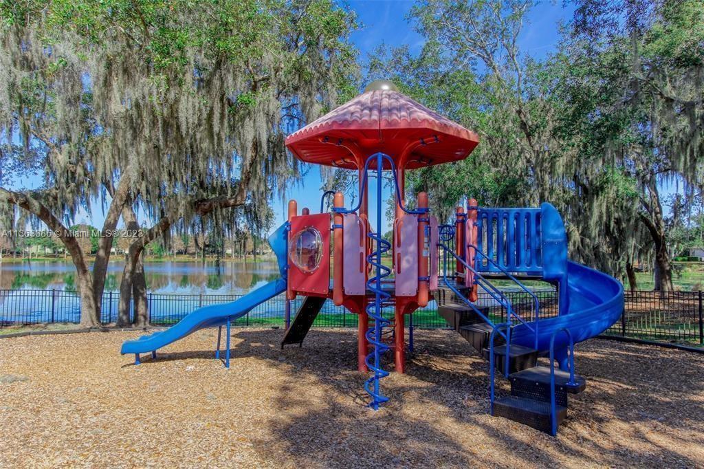 SUMMERPORT TRAIL - Residential