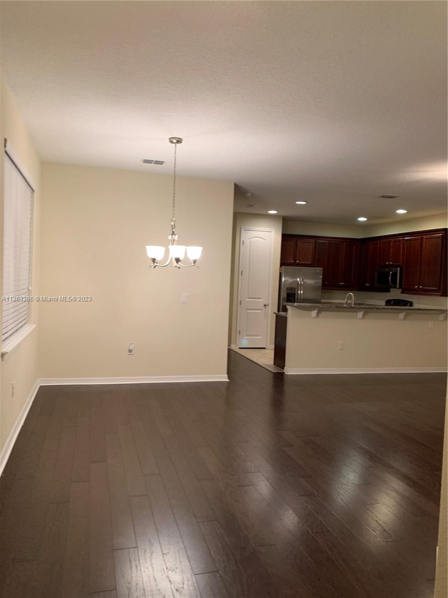 SUMMERPORT TRAIL - Residential