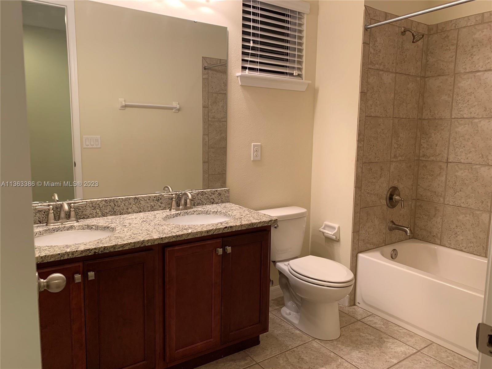 SUMMERPORT TRAIL - Residential