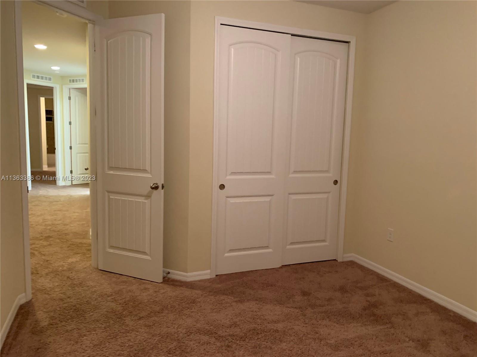 SUMMERPORT TRAIL - Residential