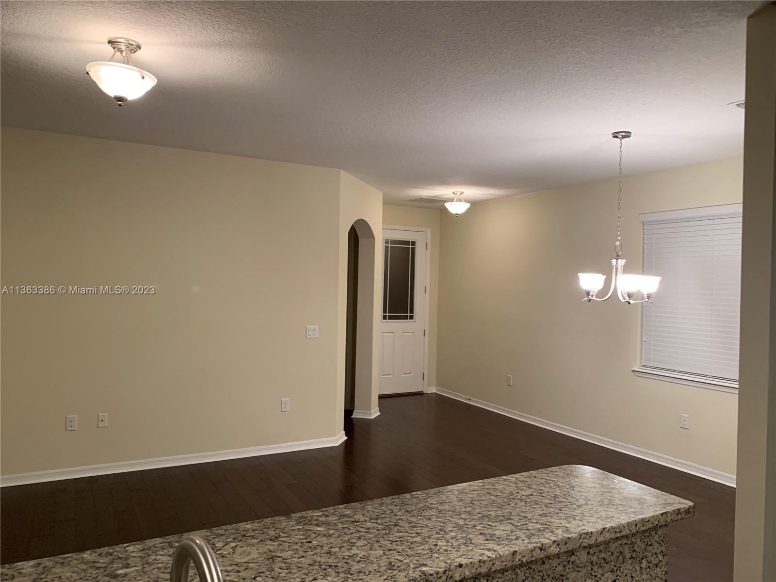 SUMMERPORT TRAIL - Residential