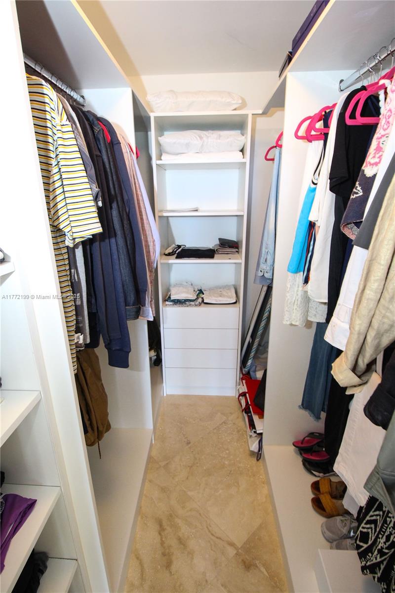 Harbour House Condo - Residential