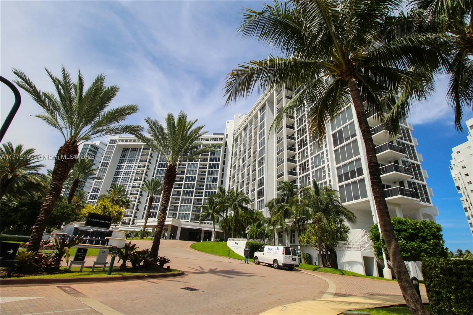 Harbour House Condo - Residential