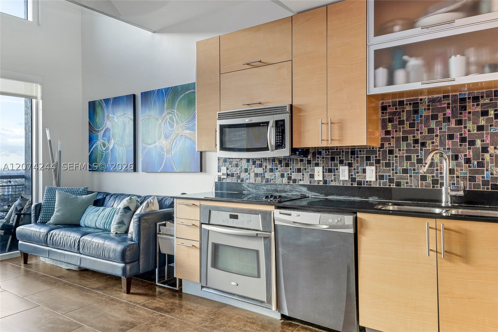 60 SW 13th St 3211