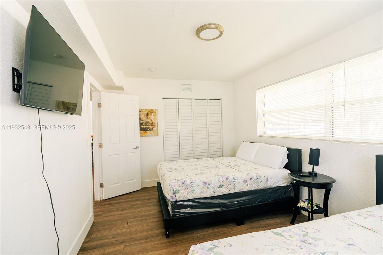 ARCOLA GARDENS - Residential